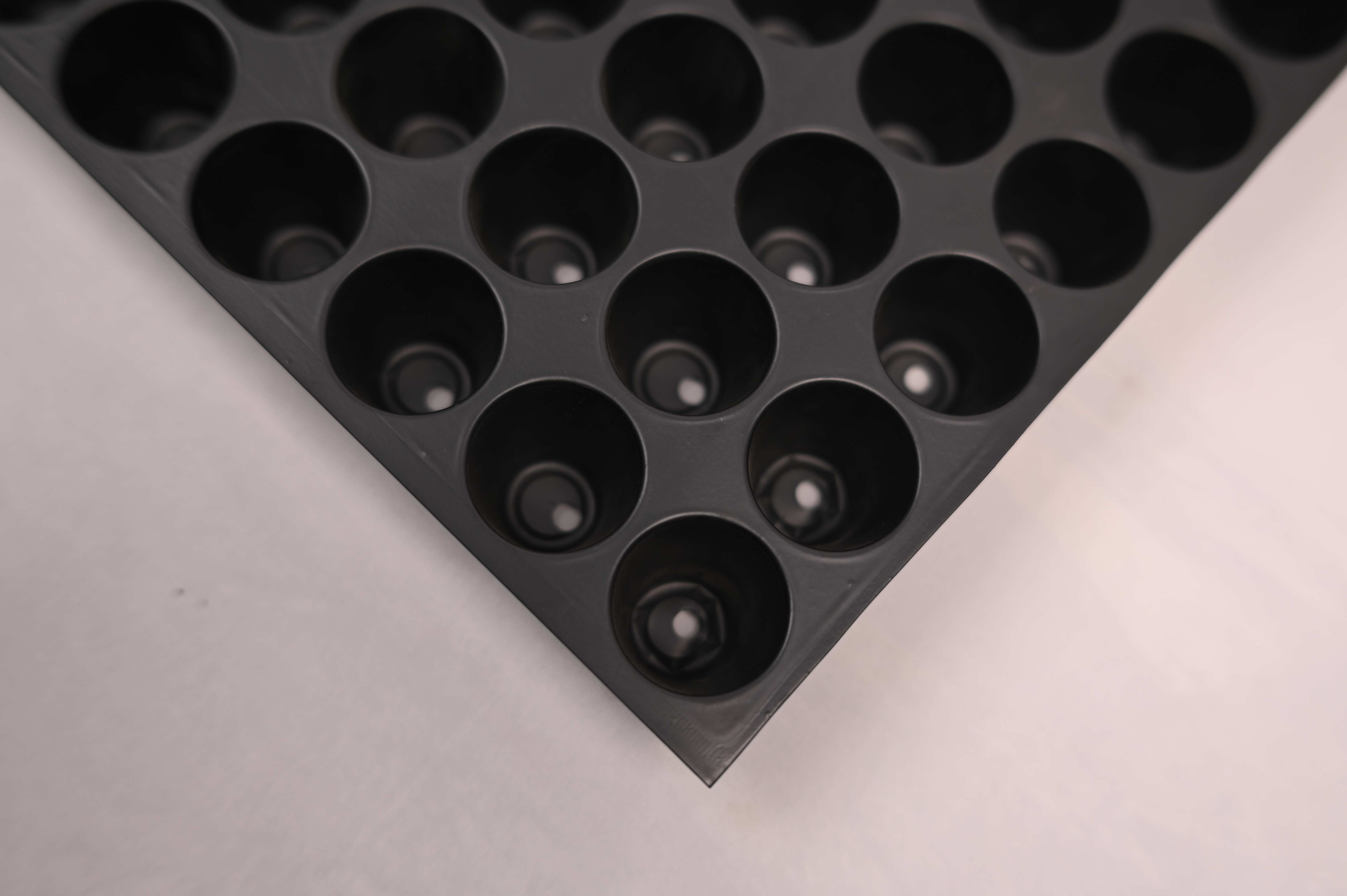 102 Cavity Round (Big)